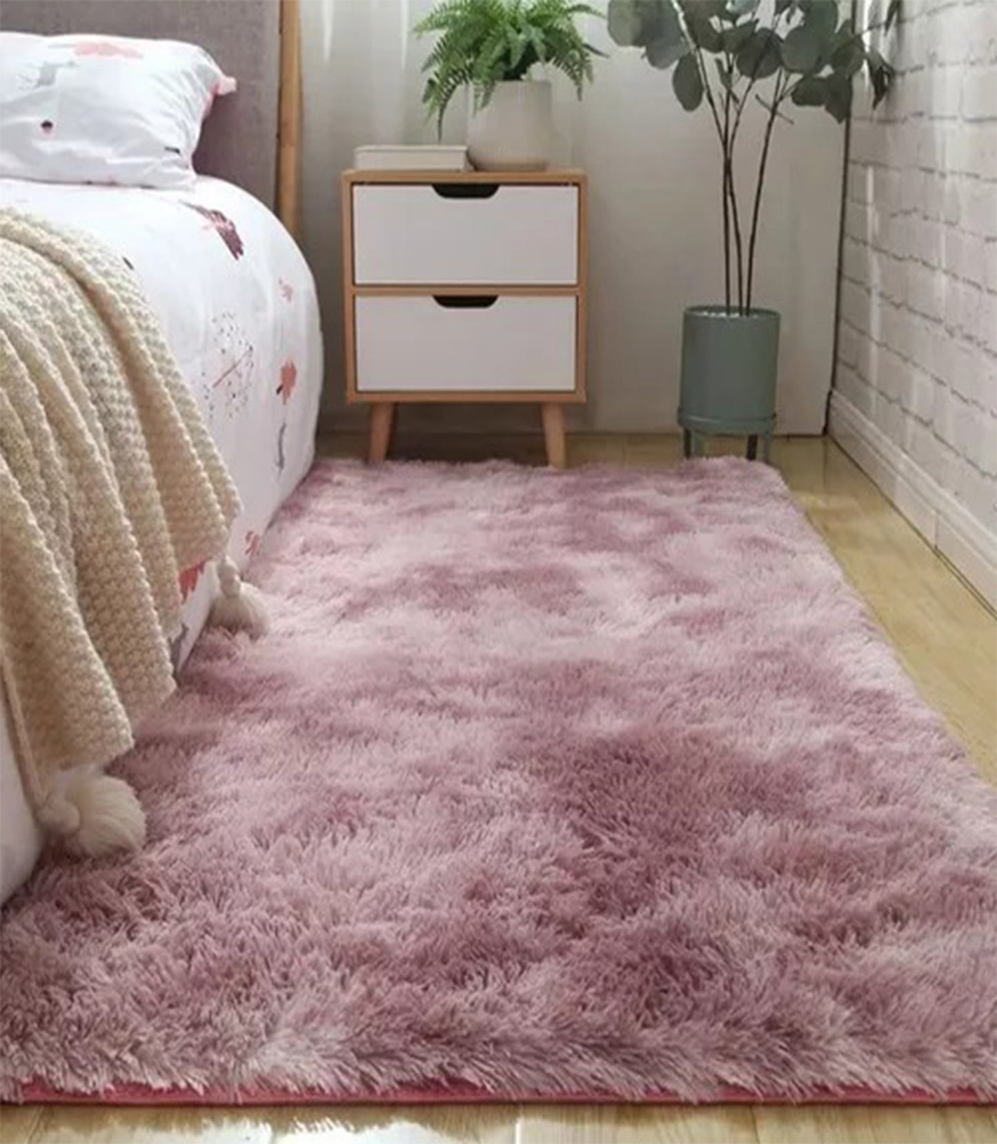 ALFOMBRA DE PELUCHE, EL TOQUE PERFECTO DE SUAVIDAD Y ELEGANCIA